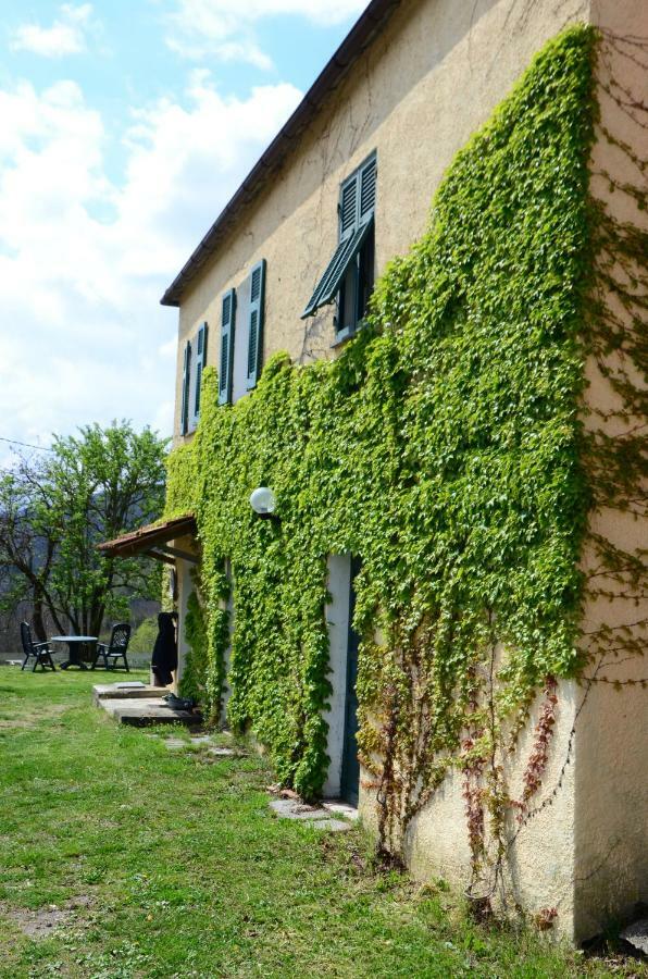 Agriturismo Dei Legi San Pietro Vara 外观 照片